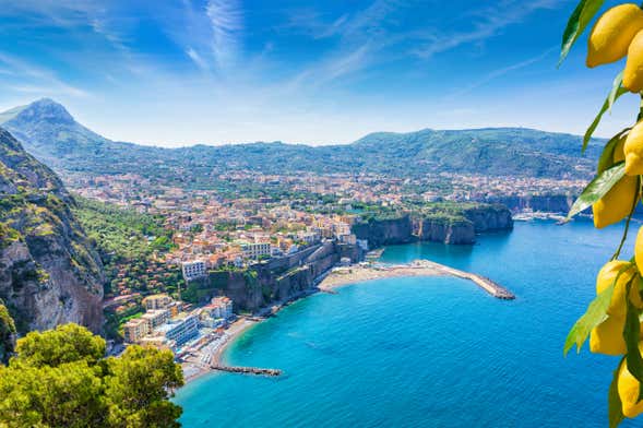 Naples, Pompeii & Sorento Tour